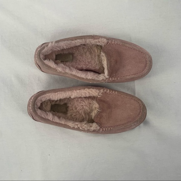 Ugg Ansley Suede Sherpa Lined Slipper in Pink Size 8 - Picture 1 of 6